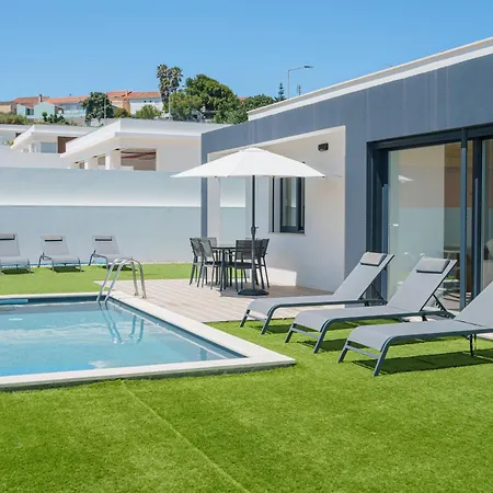 Aura With Private Pool Villa *