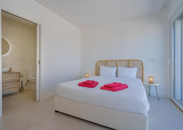 Villa Aura With Private Pool Capelas (Lisbon)